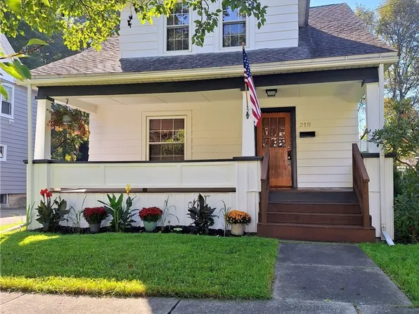 219 W 14th St, Elmira Heights, NY 14903