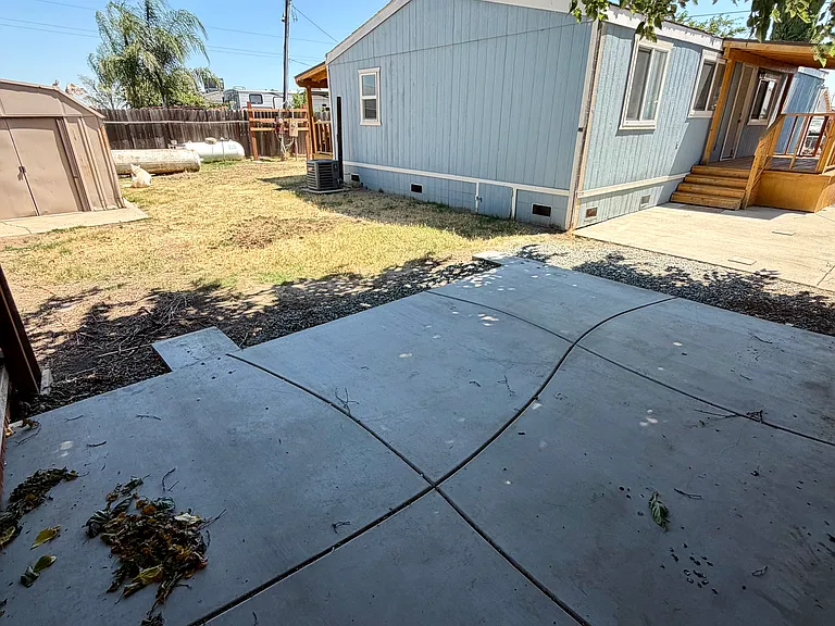 1279 Rita Mae Ave — Photo 18