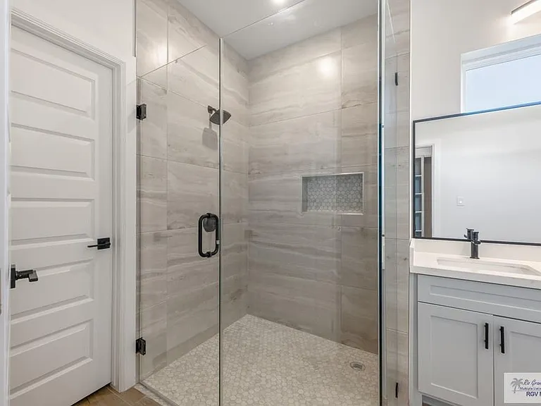 5320 Oakley St — Photo 22