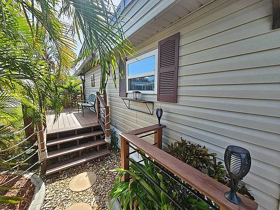 Front deck