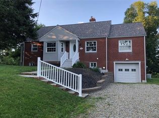 200 Oakridge Dr, New Kensington, PA 15068