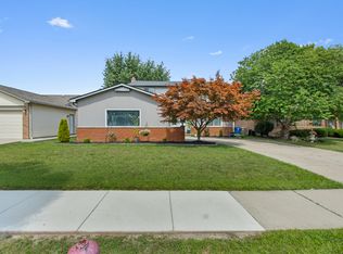 42618 Addison Ave, Canton, MI 48187
