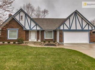 1009 SE 5th St, Lees Summit, MO 64063