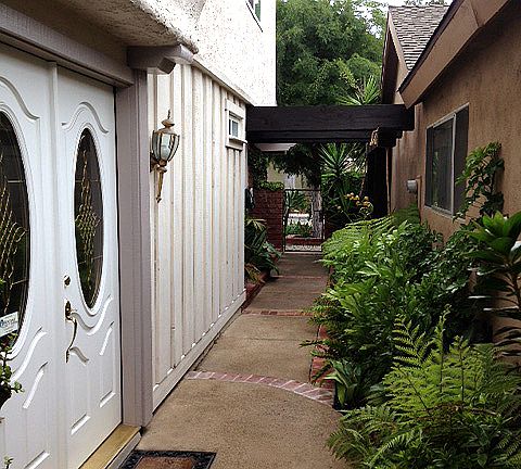Entryway to Front Door