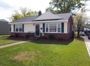 709 E 11th St, Roanoke Rapids, NC 27870