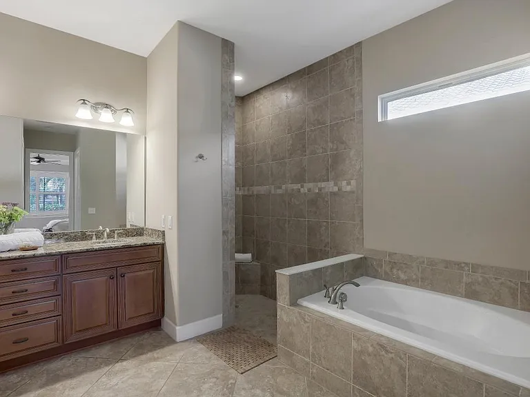 9096 Graphite Cir — Photo 21