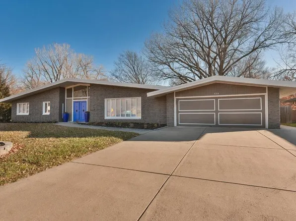 659 Dillon Dr, Omaha, NE 68132