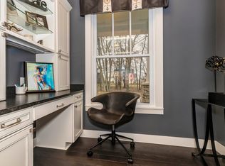 5675 Evans Farm Dr, Lewis Center, OH 43035
