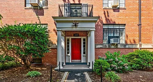 1209 N Main St #D Photo 1