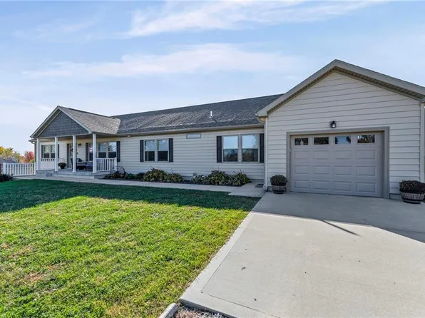 27455 Stephanie Ln, Weston, MO 64098