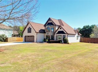 408 Beech Hollow Trl, Loganville, GA 30052