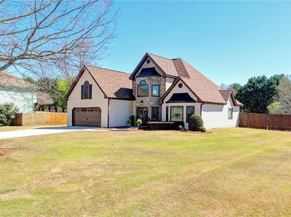408 Beech Hollow Trl, Loganville, GA 30052