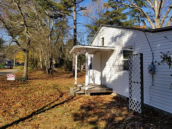 2nd image of 216 Garden Ave