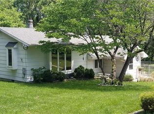 4389 NE 35th St, Des Moines, IA 50317