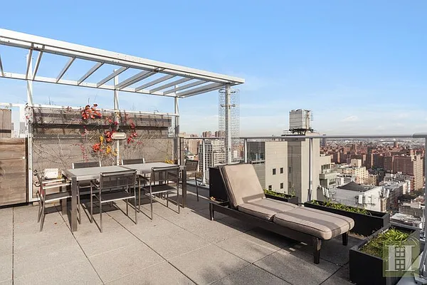 Sold by Halstead Real Estate | media 18