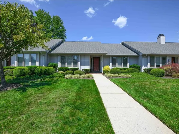 4424 Cove Cay Ln, Greensboro, NC 27410