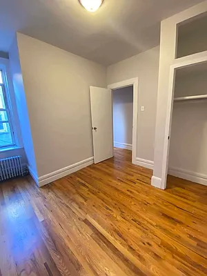 Rented by The Brokerage Group LLC | media 27