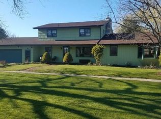 4085 Willow Rd, Wilson, NY 14172