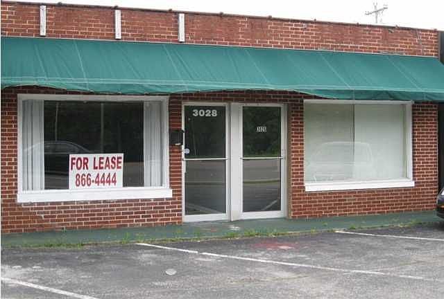 2nd image of 3026 Lafayette Rd