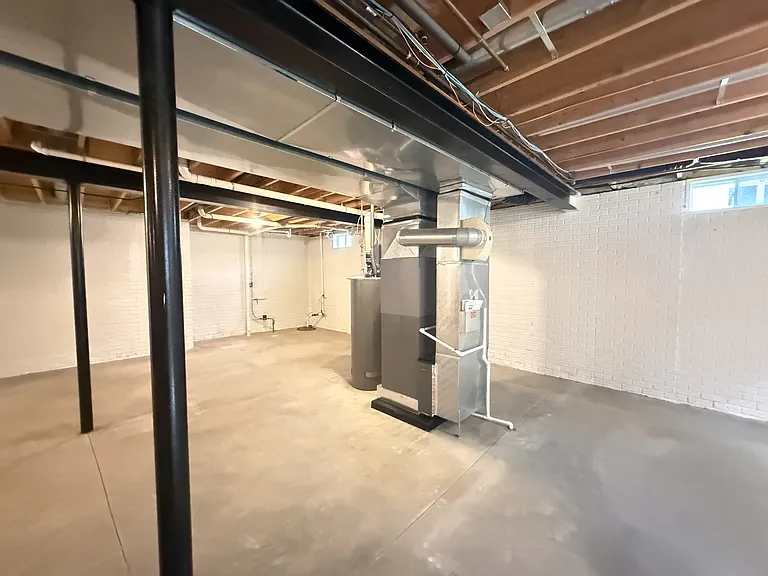 1588 Club House Ct — Photo 10