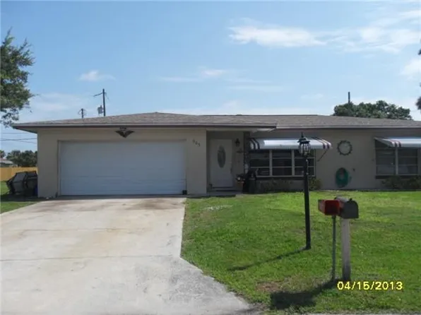 303 Bay St, Port Saint Lucie, FL 34952