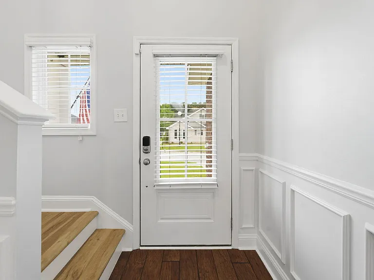 2101 Eureka Way — Photo 14