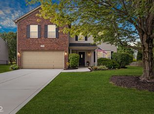 10707 Raven Ct, Fishers, IN 46038