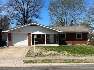 2013 Madison Ave, Edwardsville, IL 62025