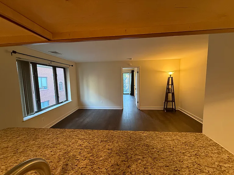 1020 N Stafford St #312 — Photo 17