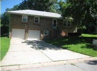 17316 E 41st St S, Independence, MO 64055