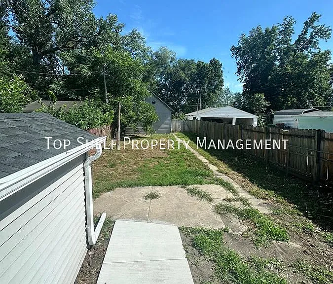 1629 Capitol Ave — Photo 2