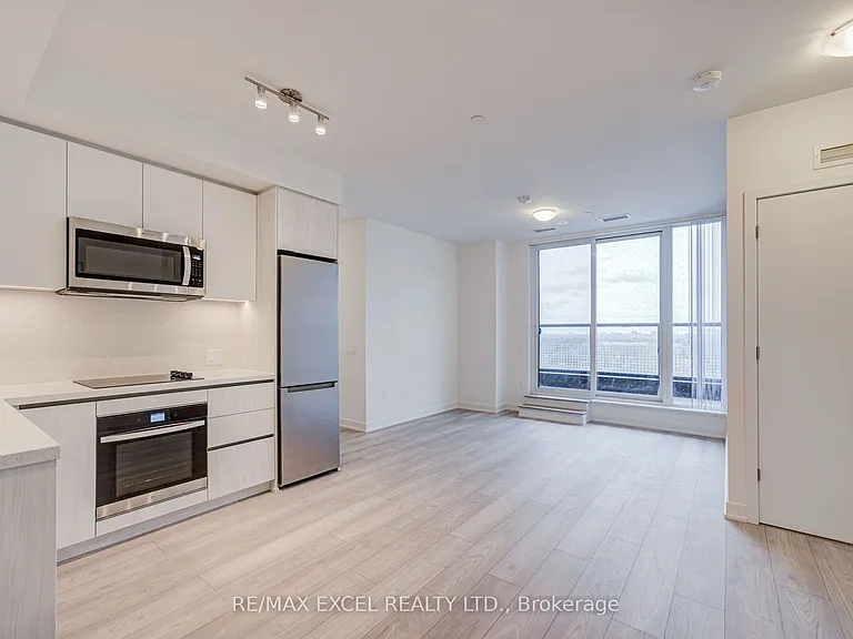 5858 Yonge St #1011 — Photo 10