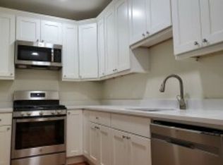 16 Harris St #2A, Brookline, MA 02446