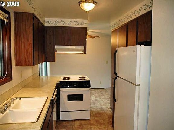 2110 Birchwood Ave., Eugene, OR