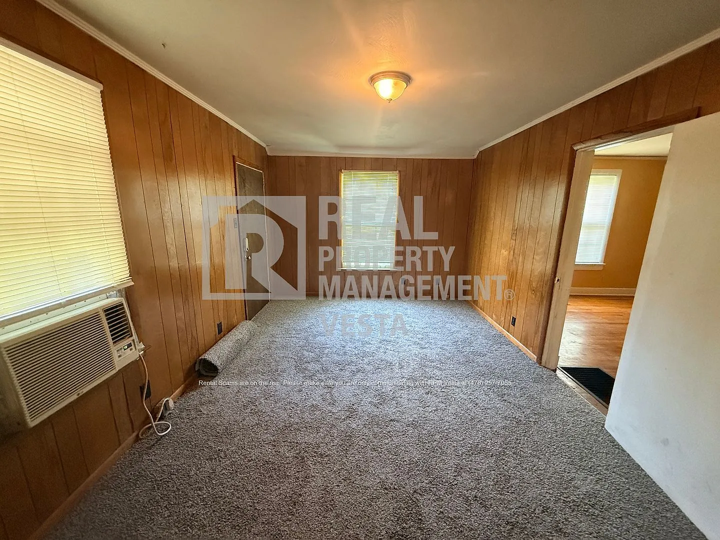 3 bed, 2.0 bath, 2061 sqft, $900 — Photo 4