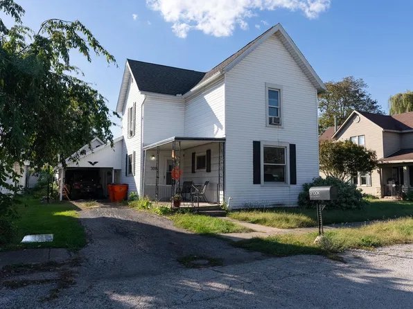 308 N Burke St, Wolcott, IN 47995