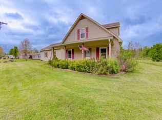 6908 W Lowell Rd, Columbus, IN 47201