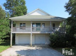 403 Mainship Ct, Carolina Beach, NC 28428