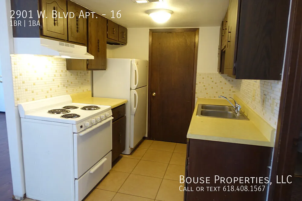 Bouse Apartment Homes — Photo 3