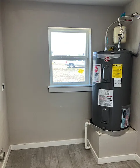116 Harlequin Cv — Photo 11