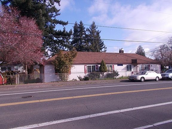 5th image of 7929 SE Duke St