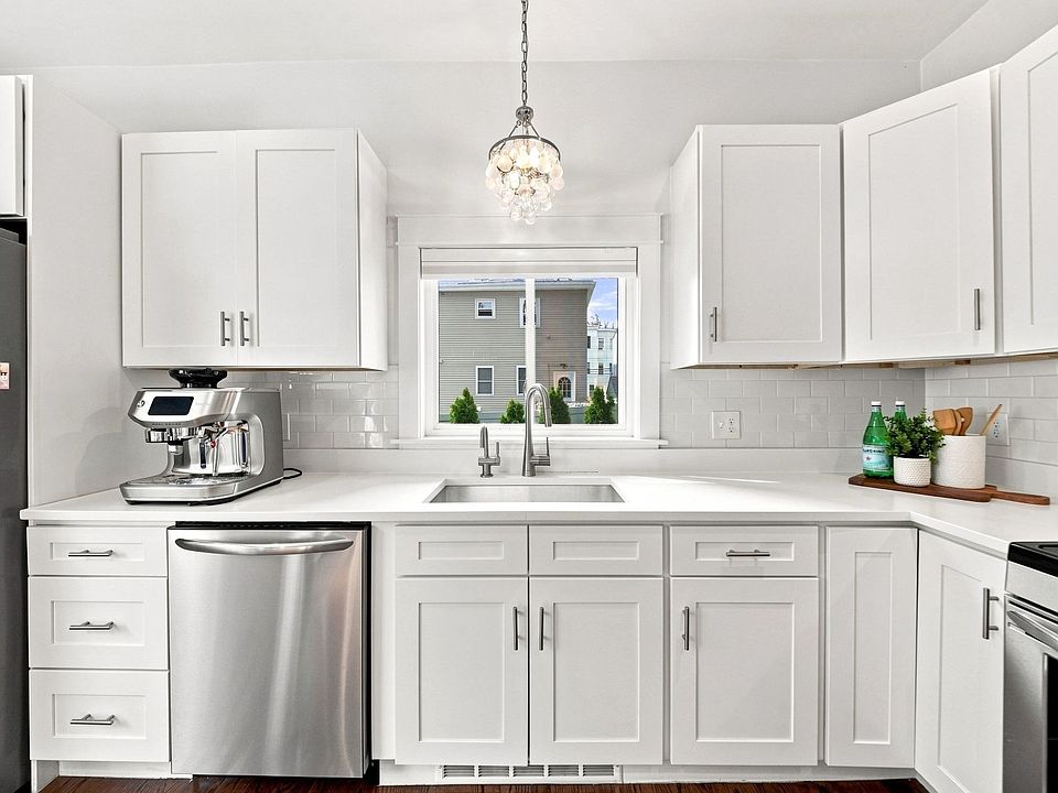 1st image of 18 Partridge Ave