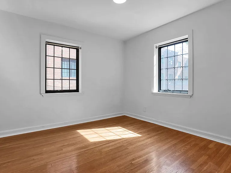 441 E Town St #209 — Photo 1