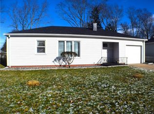 6495 Aylesworth Dr, Parma Heights, OH 44130