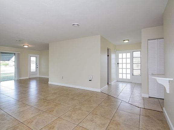 5th image of 2597 Starlite Ln
