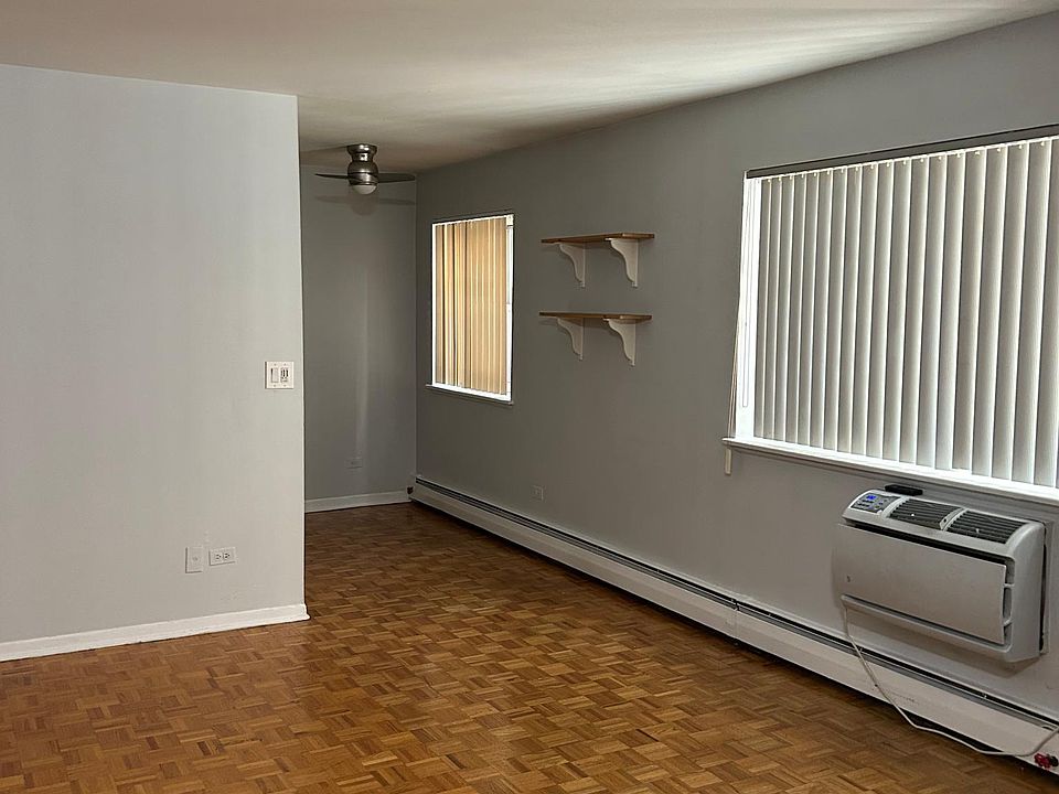 1st image of 420 W Aldine Ave APT 230