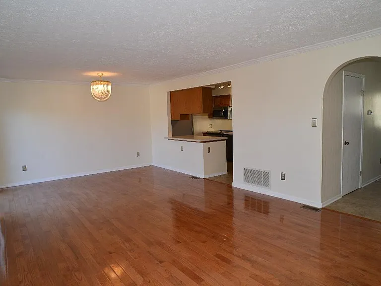 152 Villa Dr #NORTH HILLS — Photo 9