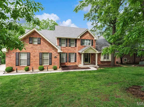 9833 Eagle Hill Ln, Saint Louis, MO 63127