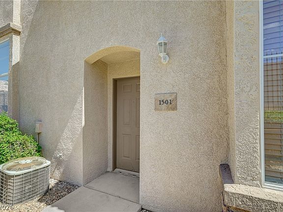 2nd image of 1501 Couples St