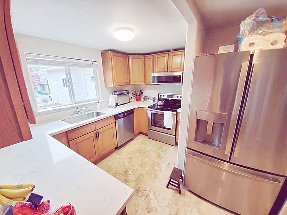 4th image of 7728 S 128th St